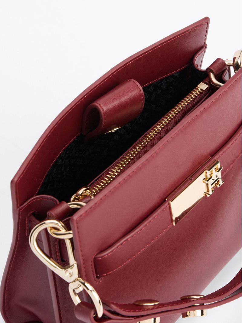 Cartera-satchel-Heritage-con-tachuelas