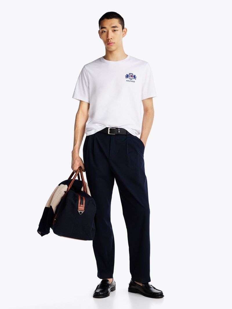 Playera-con-logo-bordado