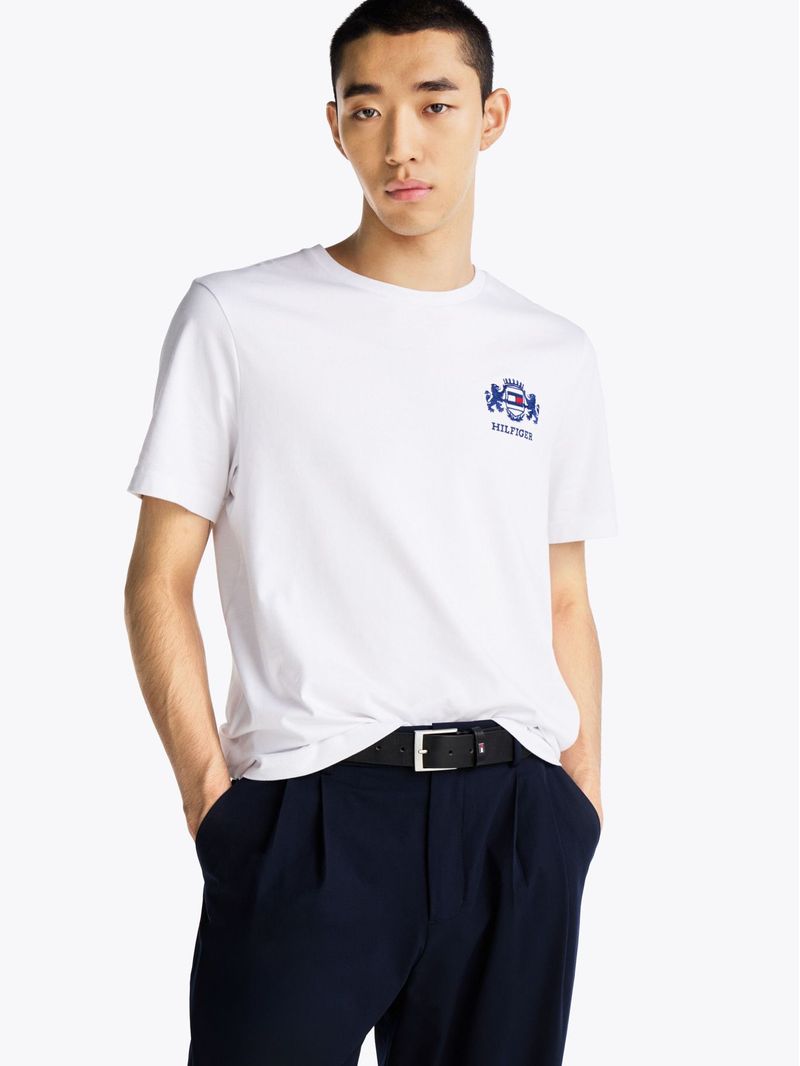 Playera-con-logo-bordado