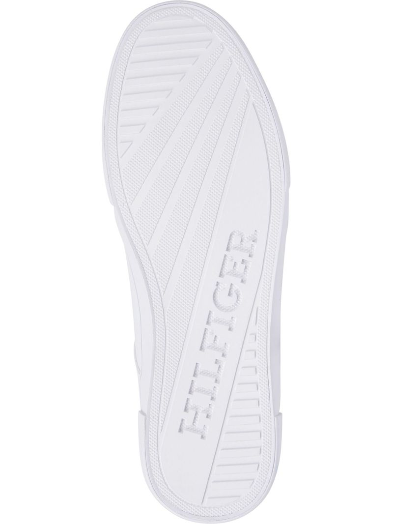 Zapato-tenis-de-cuero-distintivo-
