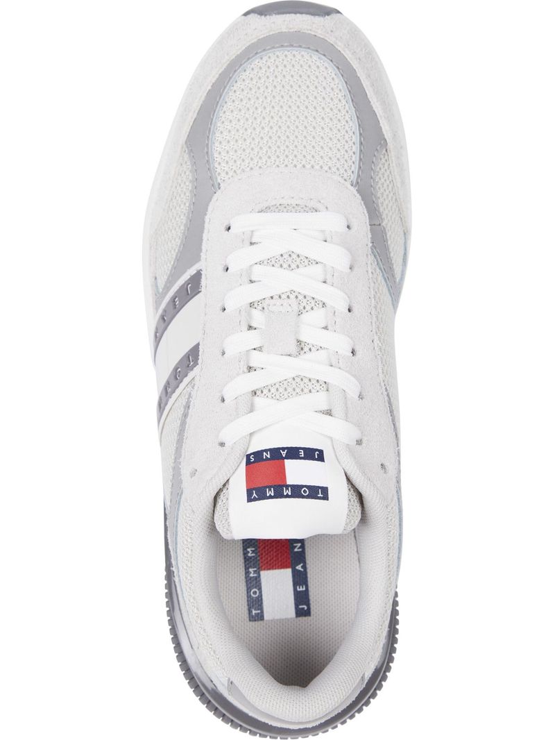Zapato-tenis-de-running-de-tela-reciclada