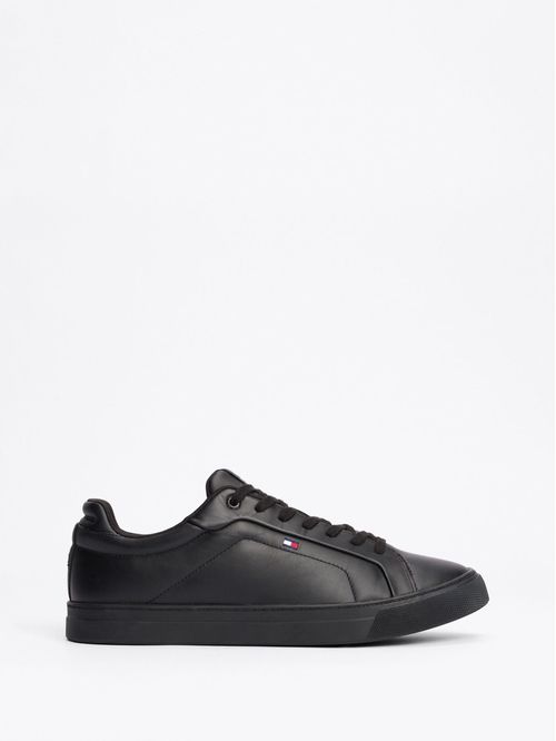 Zapato tenis Essential de cuero con cordones