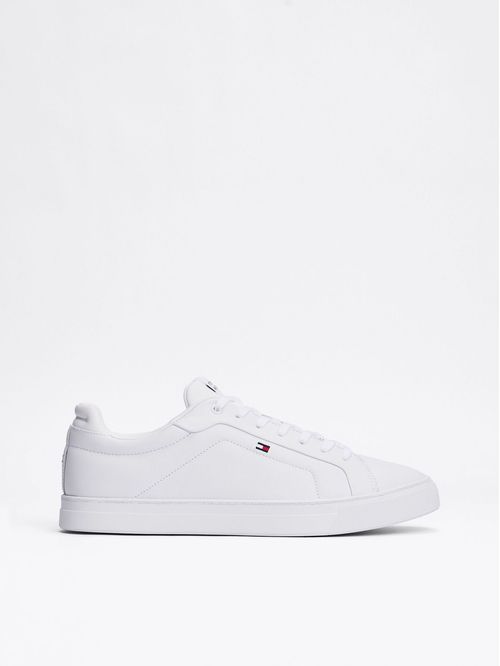 Zapato tenis Essential de cuero con cordones