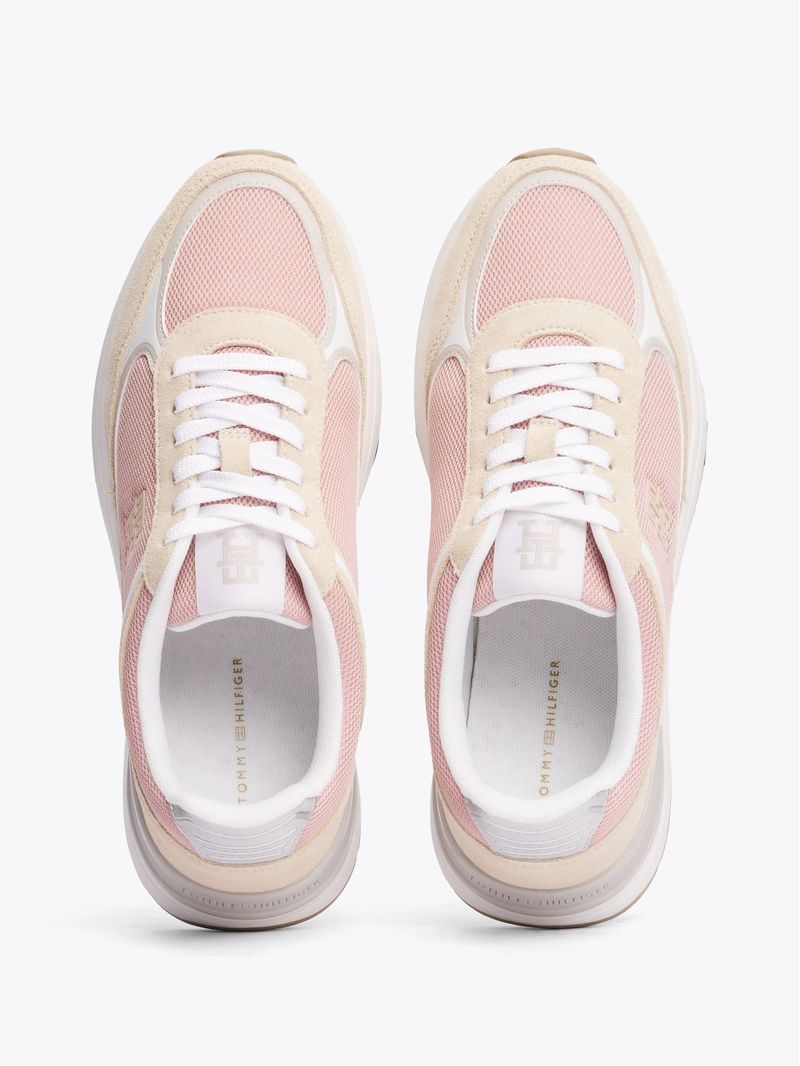 Zapato-tenis-con-mezcla-de-texturas