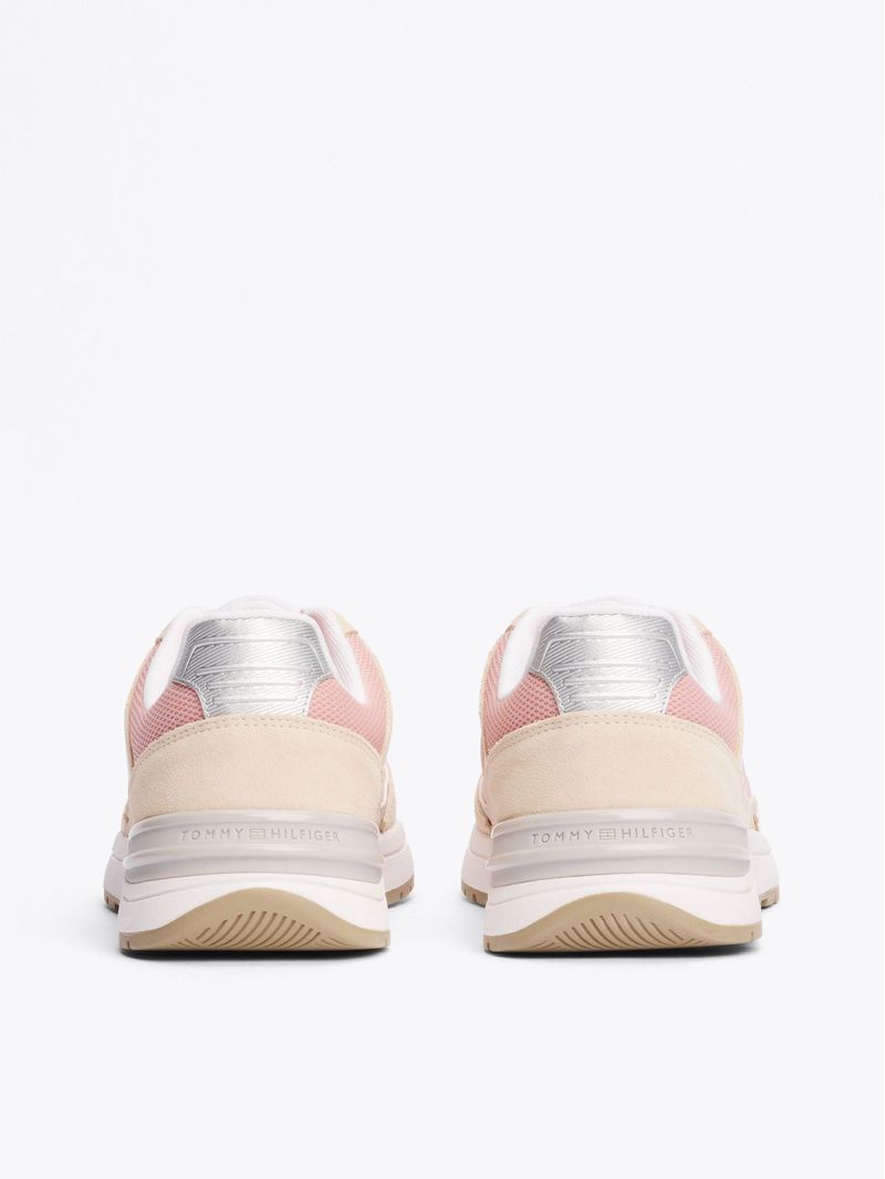 Zapato-tenis-con-mezcla-de-texturas