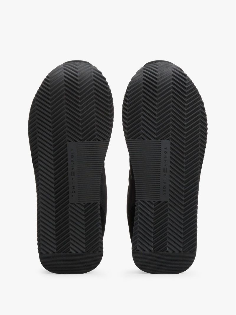 Zapato-tenis-con-paneles-mixtos
