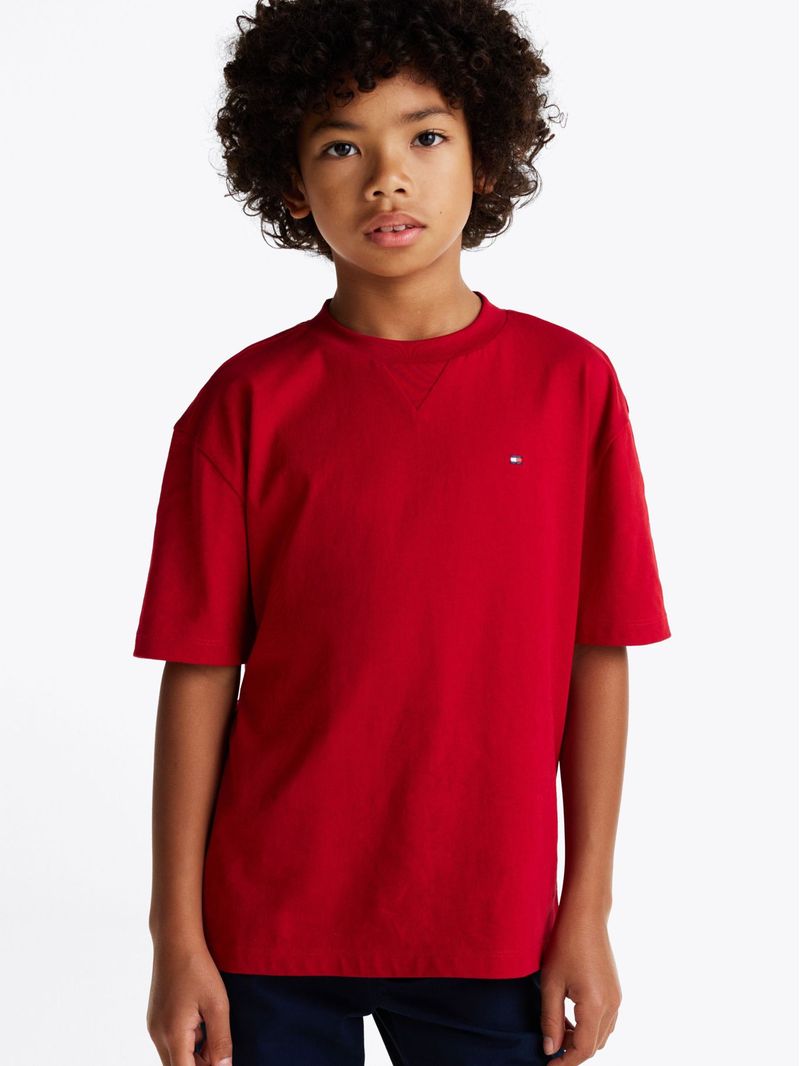 Playera-con-logo-de-Tommy-Hilfiger-bordado