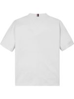 Playera-con-logo-de-Tommy-Hilfiger-bordado