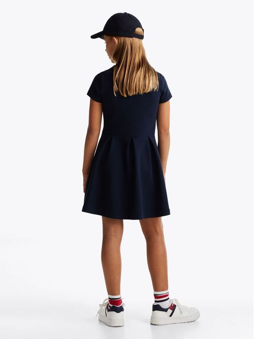 Vestido de patinadora a rayas