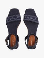 Alpargatas-con-cuña-y-monotipo-Hilfiger