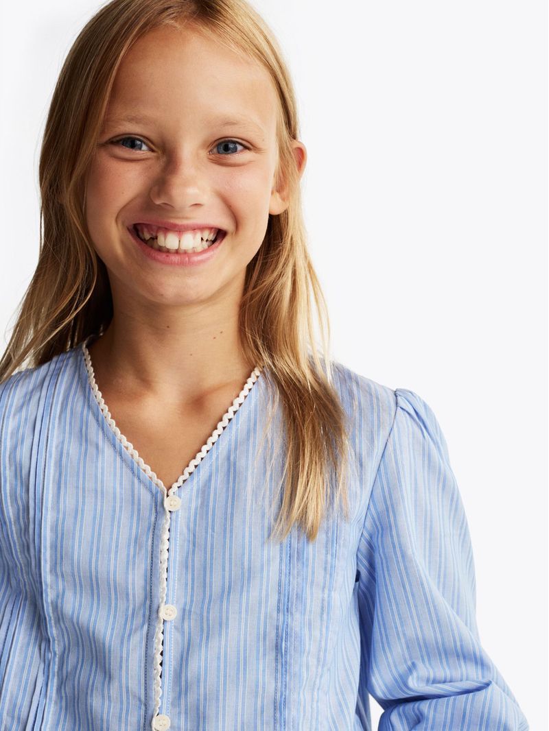 Blusa-de-rayas-plisada