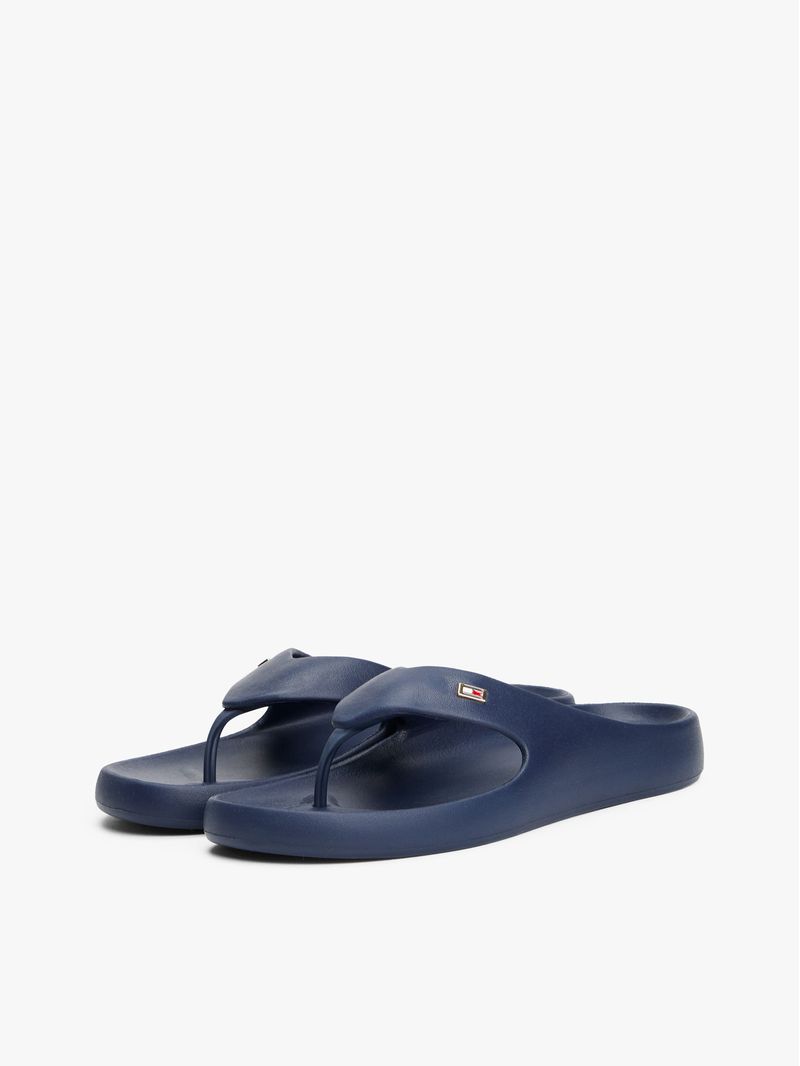 Chancletas-anatomicas-con-logo-esmaltado