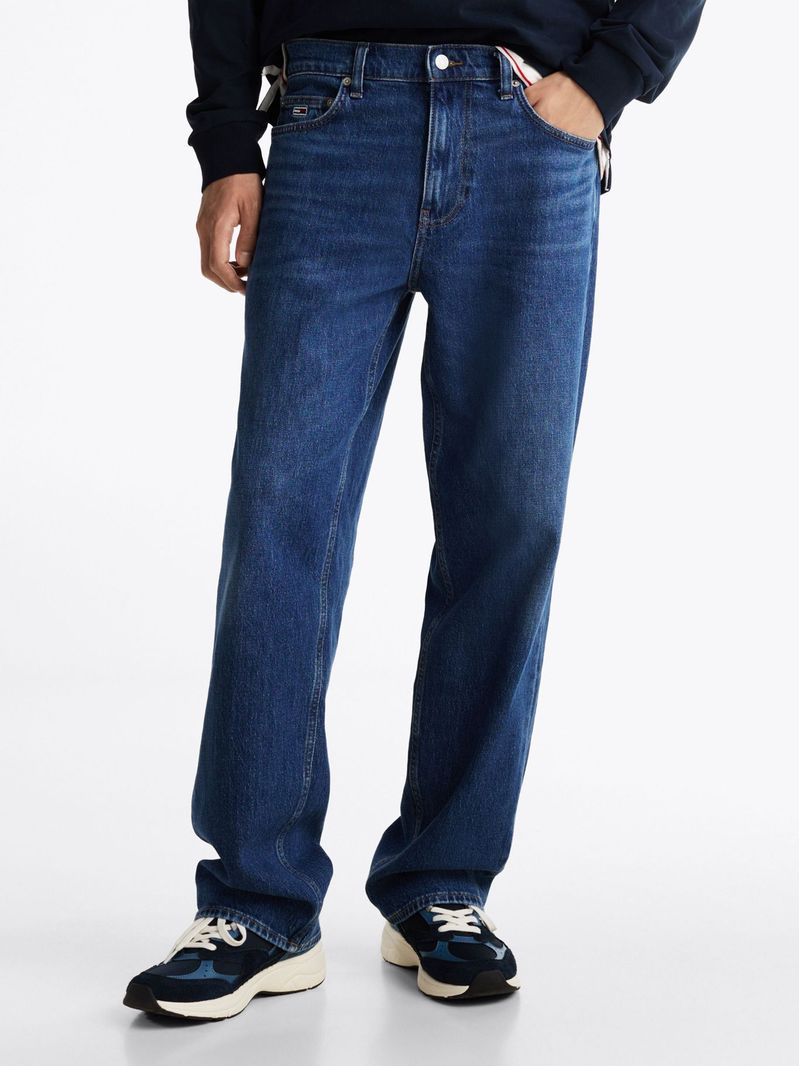 Jeans-rectos-con-efecto-desteñido