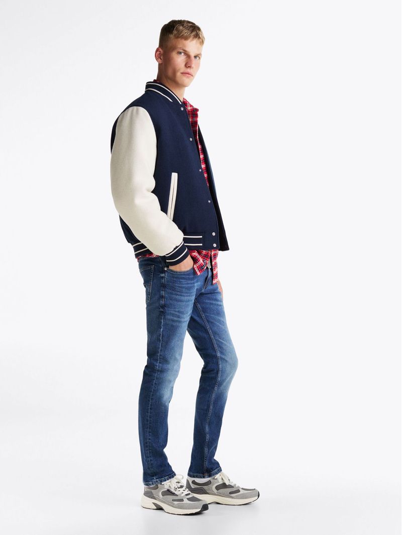 Jeans-Scanton-de-corte-slim-desteñidos