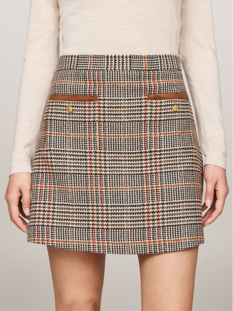 Minifalda-de-tweed-a-cuadros-con-lana