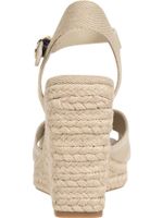 Sandalias-de-cuña-estilo-alpargata