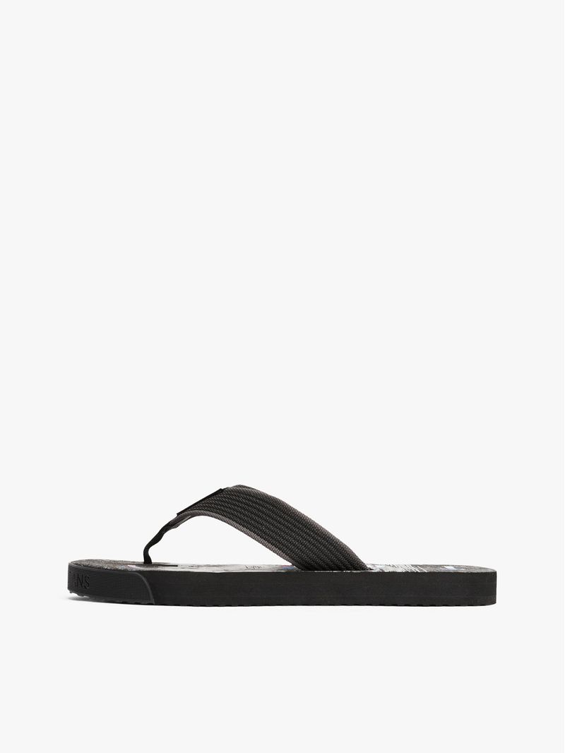 Sandalias-elevated-para-playa
