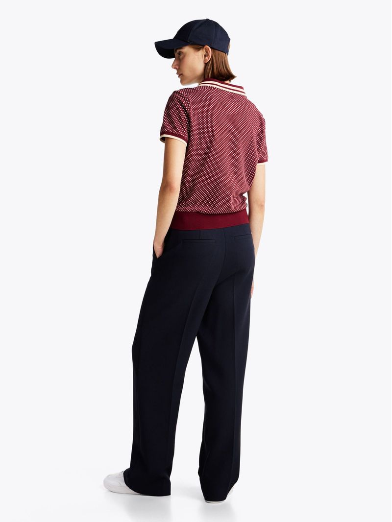 Polo-estampado-con-corte-regular