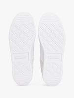 Zapato-tenis-Heritage-de-ante