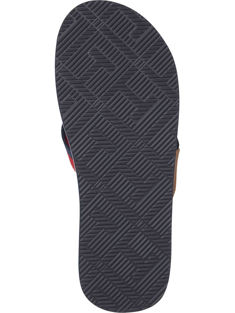 Chancletas-con-logo