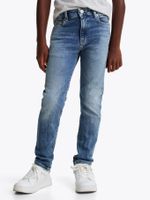 Jeans-rectos-con-lavado-vintage-y-efecto-desteñido