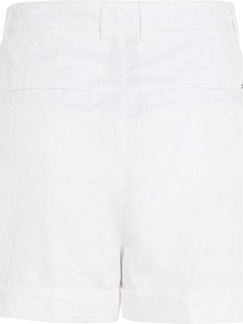 Short-de-sarga-con-pinzas