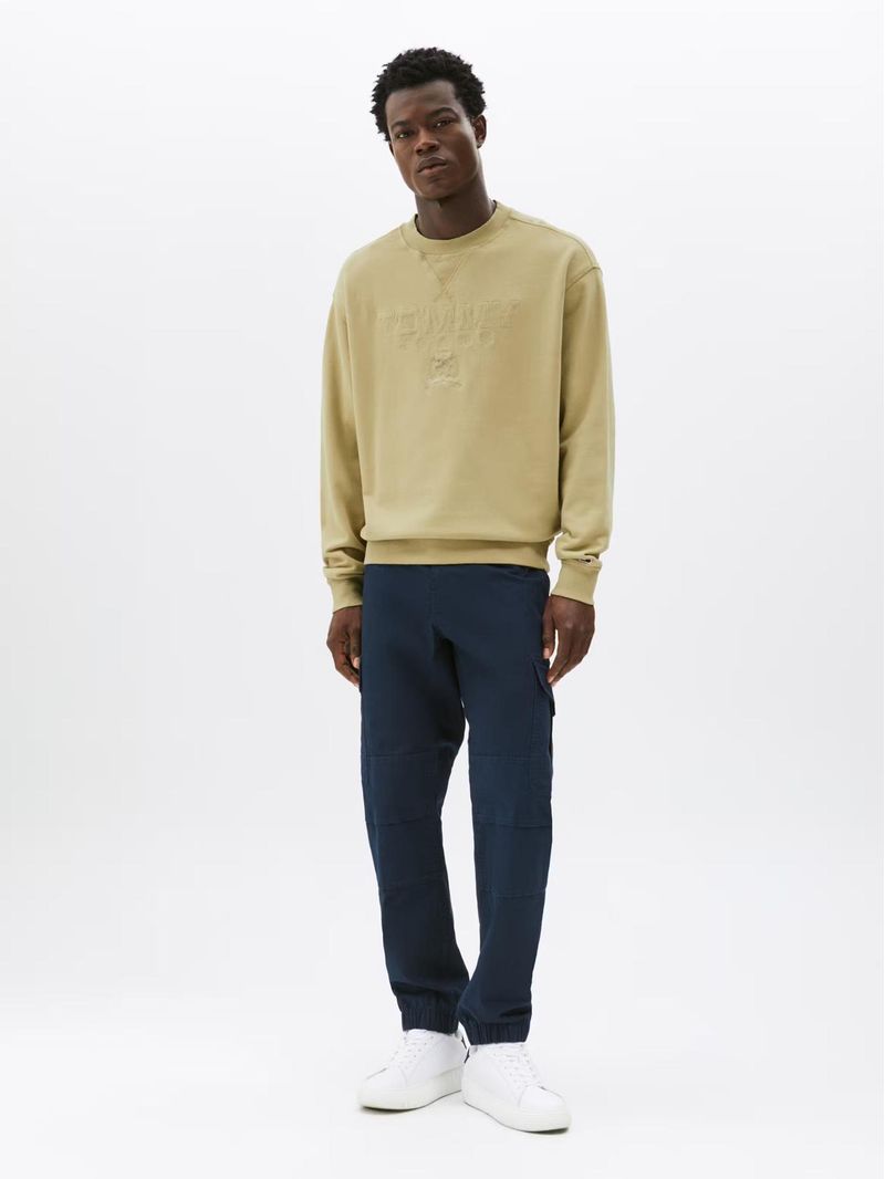 Sudadero-con-logo-universitario-tonal-de-corte-relaxed