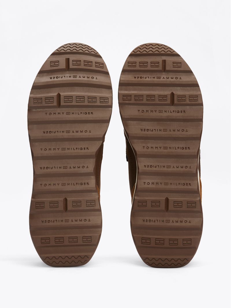 Zapato-tenis-deportivas-de-cuero-classics
