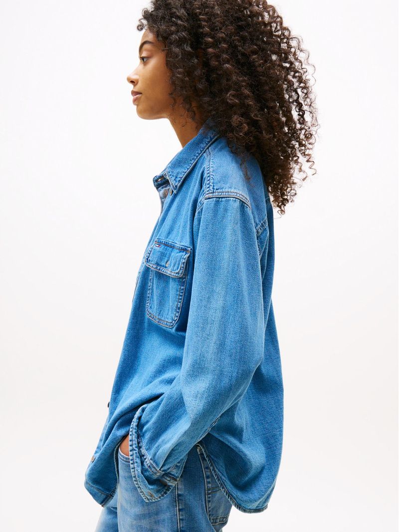 Camisa-chaqueta-jeans-de-corte-amplio