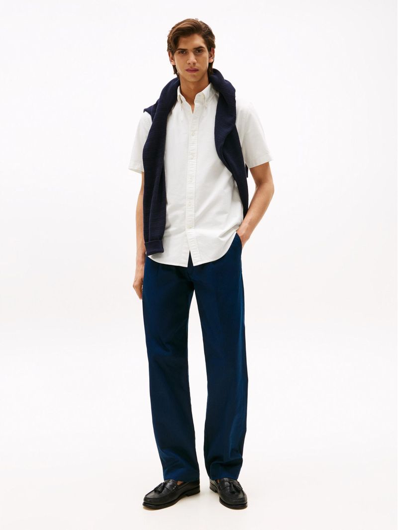 Camisa-Oxford-de-manga-corta-y-corte-regular
