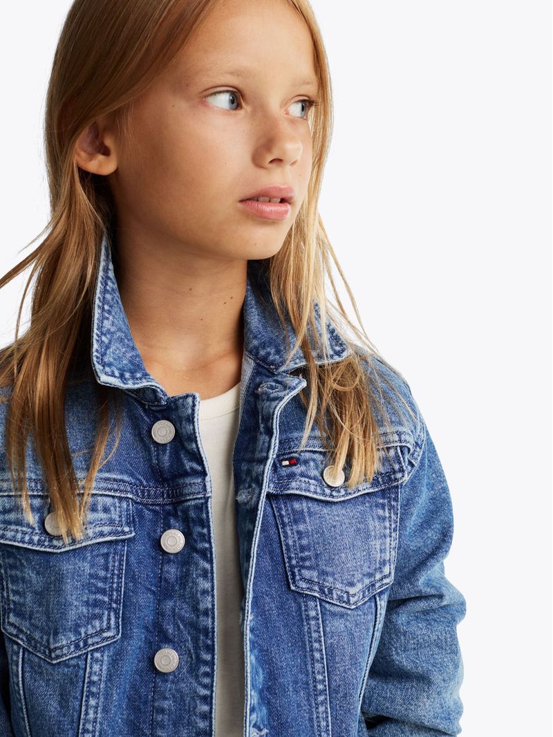 Chumpa-Trucker-denim-de-corte-amplio