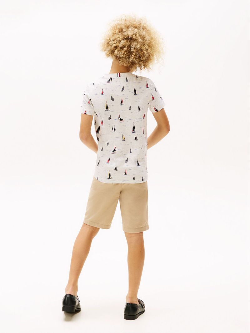 Playera-con-cuello-redondo-y-estampado