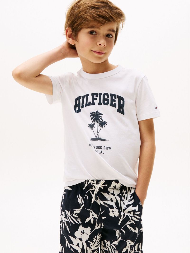 Playera-con-logo-de-palmeras