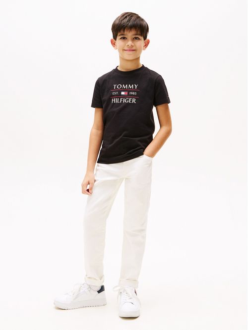 Playera de cuello redondo con logo