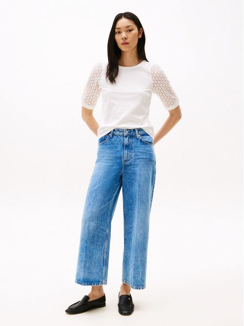 Playera de manga corta con detalles calados