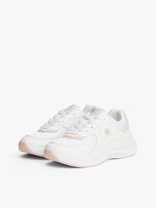 Zapato tenis bajas con cordones