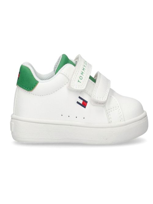 Zapato tenis bajos con cierre velcro