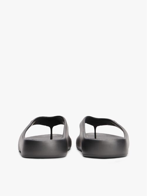 Chancletas anatómicas con logo esmaltado