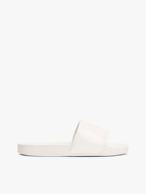 Chancletas acharoladas