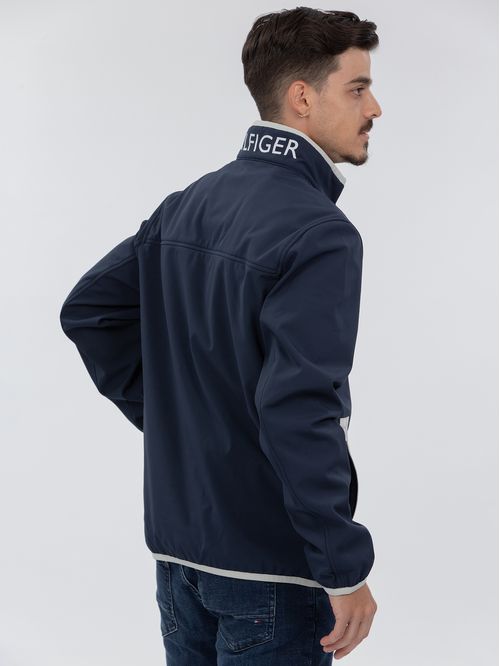 Chumpa softshell con logo