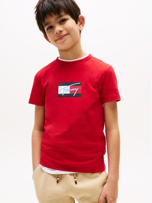 Playera de cuello redondo con logo