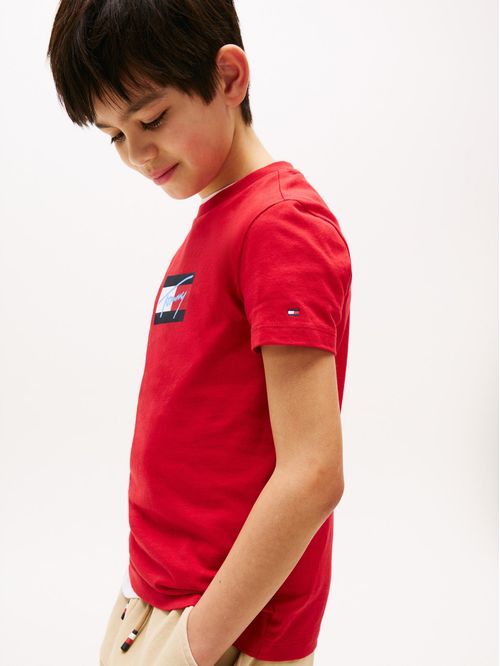 Playera de cuello redondo con logo