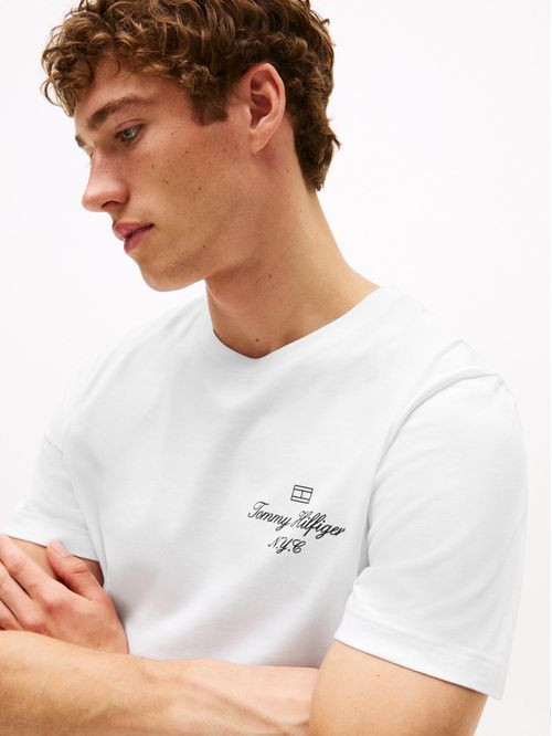 Playera con logo NYC y logo delineado