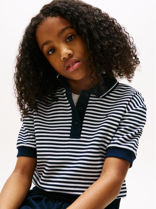 Polo con diseño de rayas