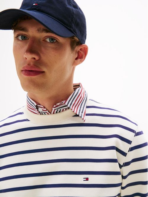 Sudadero essential de cuello redondo con diseño de rayas