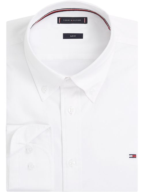 Camisa de corte slim con popelina stretch con botón en cuello