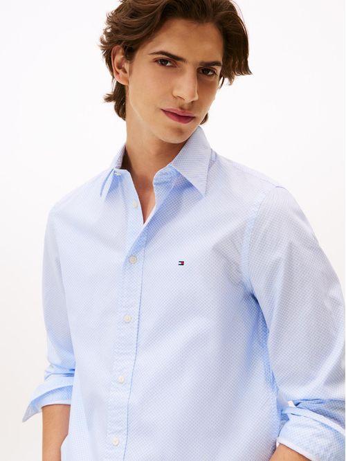 Camisa de corte regular flex poplin con micro estampado