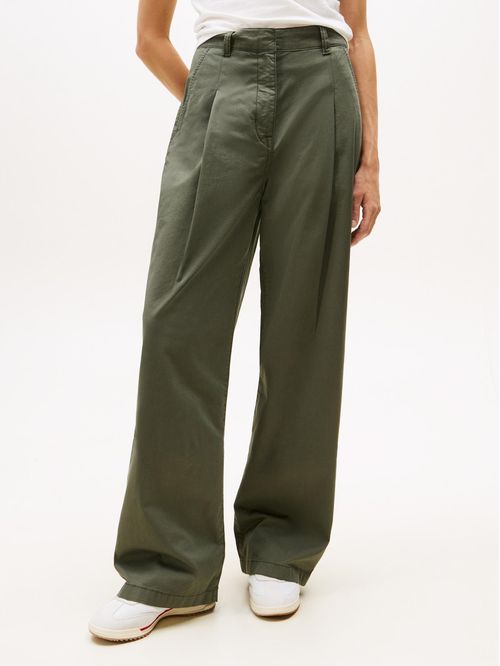 Pantalón chino de pierna ancha en sarga