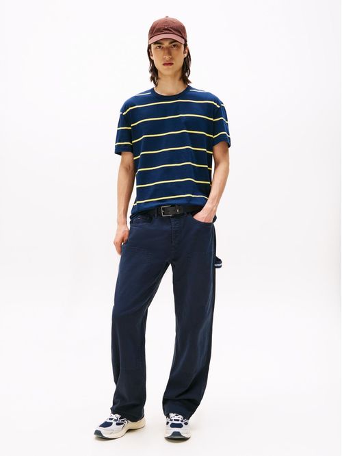 Playera de rayas y cuello redondo