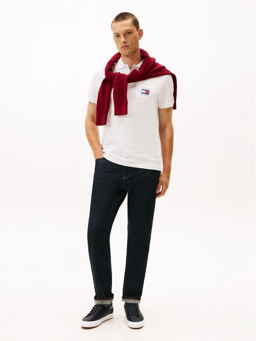 Zapato tenis con suela de tacos finos